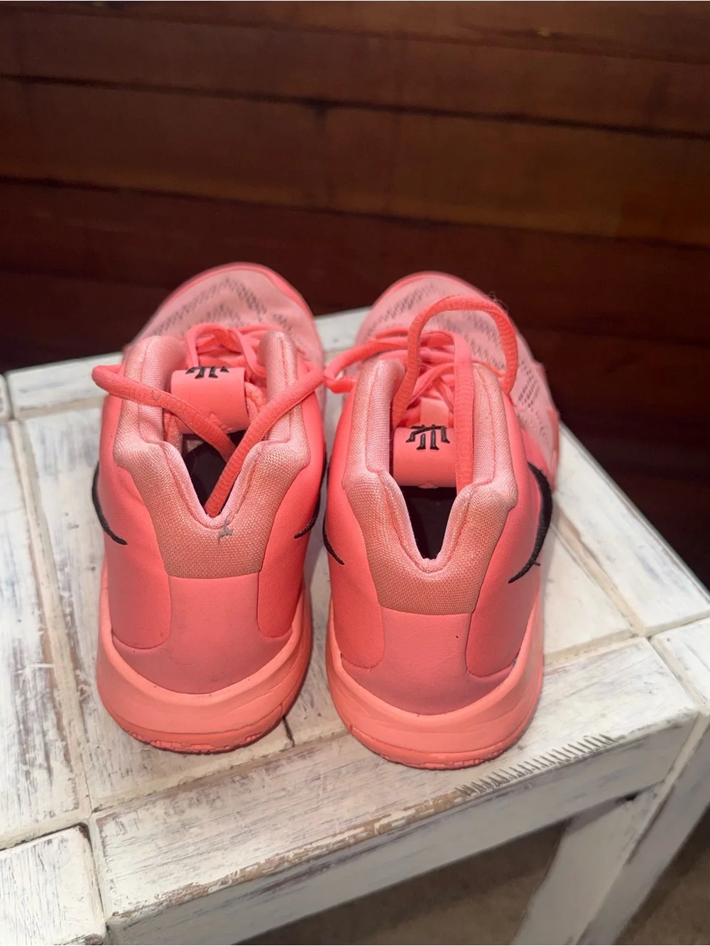 Nike Kyrie 4 - Youth Size 3